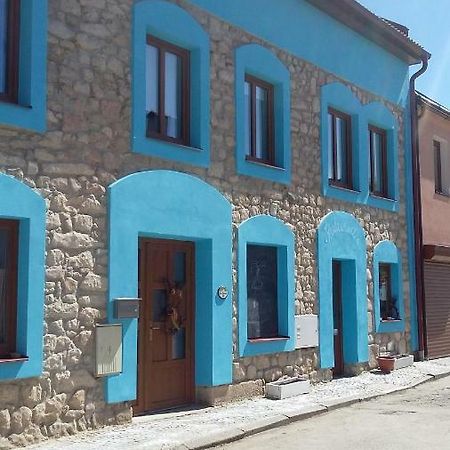 Penzion L'Isola Kunžak المظهر الخارجي الصورة